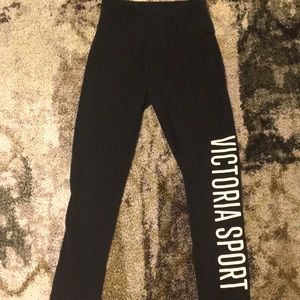 Black Capri leggings